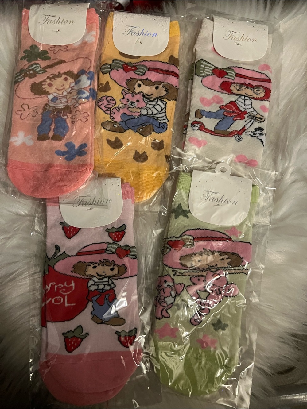 Strawberry Shortcake Comfy Socks Set of 5pairs  NWT
